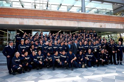 Perfil oficial del cuerpo de #bomberos del ayuntamiento de #madrid. Madrid tendrá 55 bomberos por cada 100.000 ciudadanos ...