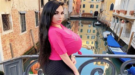 Anastasiya Berthier Big Curvy Model Curvy Figure Onlyfans Model