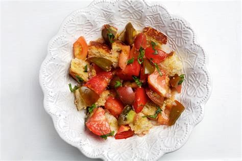 The Tuscan Bread And Tomato Salad That Comes Closest To Garden