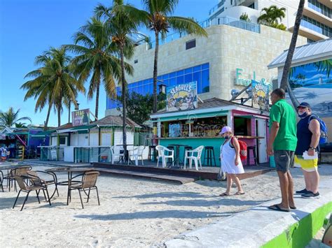 People Enjoying Junkanoo Beach In Nassau Bahamas Editorial Photography