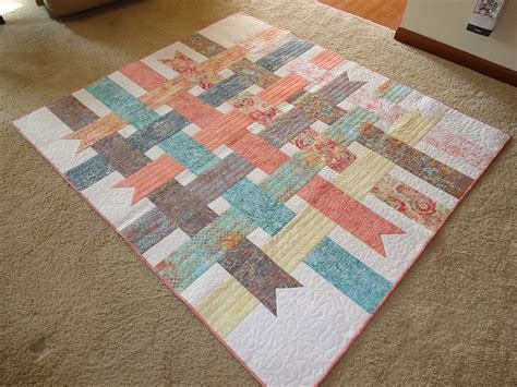 Ribbon Box quilt. Free quilt pattern from Cloud 9 Fabrics. Quilt Block