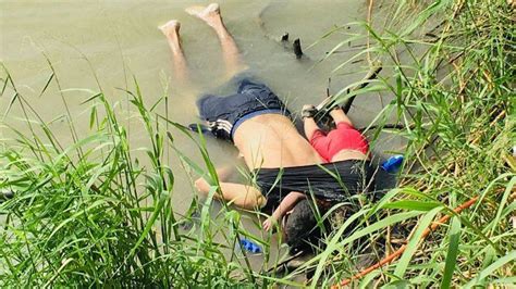 La Foto Que Indigna Mueren Padre E Hija Migrantes Al Cruzar El Río