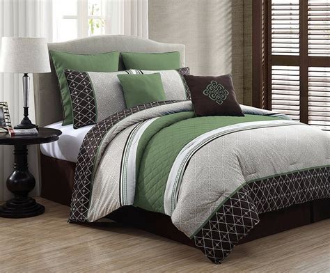 From simple and white to ornate and colorful. Green Bedding Sets Queen | Top Home Information
