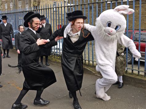 Celebrating Purim 2021 Safely