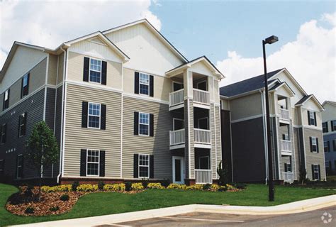 Property includes a landscaping plan that provides for seasonal color with the grounds professionally maintained by carabetta's maintenance team. 1 Bedroom Low Income Apartments for Rent in Concord NC ...