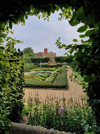 Hotels near hampton court palace, east molesey on tripadvisor: Hampton Court Palace (East Molesey) - 2020 All You Need to ...