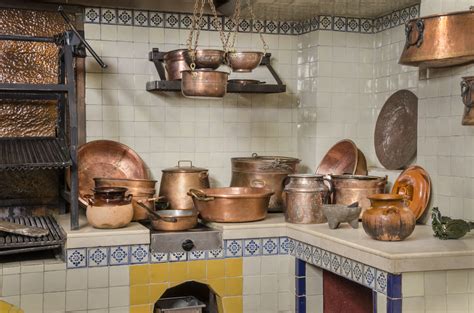 El fregadero de cocina atascado es uno de los problemas más comunes y molestos que puedes tener en tu hogar. como decorar una cocina al estilo mexicano
