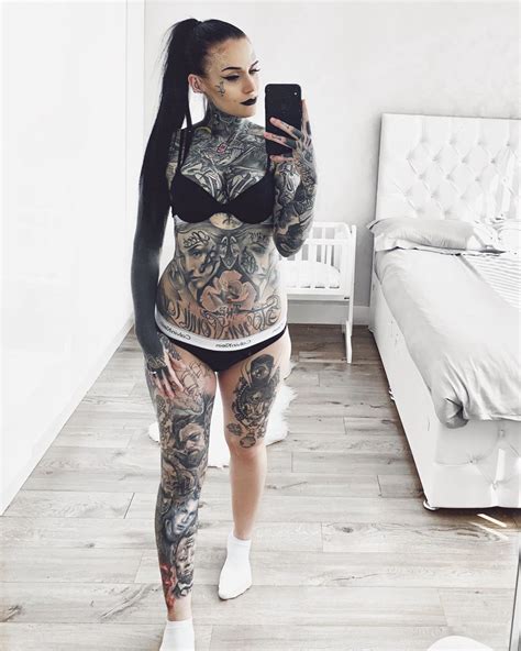 Monami Frost On Instagram I Used To Struggle A Lot With Body Image