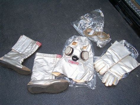 Nostalgia Vintage Fire Drag Suit Simpson Chute Metal Mask Boots Gloves