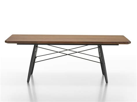 Charles and ray eames applied the same breakthrough technology that resulted in their famous molded plywood chairs to create the simple, lightweight, imaginative eames molded plywood coffee table wood base in 1946. Buy the Vitra Eames Coffee Table Rectangular at nest.co.uk
