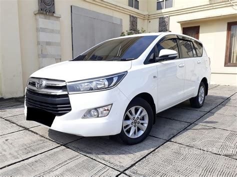 Anda yang ingin mulai menggunakan mpv bisa memperhatikan 20 list di bawah ini sebagai referensi. Jual Mobil Toyota Kijang Innova 2017 V 2.0 di DKI Jakarta ...
