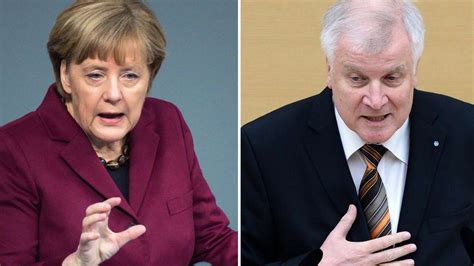 Flüchtlingskrise Angela Merkel Gegen Horst Seehofer Im Fernduell Politik