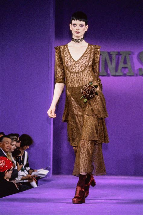 tbt anna sui s glorious mash up of hippie and grunge fashion anna sui ready to wear