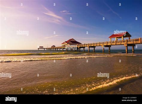 Pier 60 At Sunset On A Clearwater Beach In Florida Stock Photo Alamy