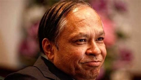 Selain itu, peter sondakh juga sedang menghadapi masalah setelah menjual saham pt eagle high plantation tbk (bwpt) kepada ederal land beberapa fakta unik lainnya tentang sondakh di antaranya adalah bahwa ia merupakan anak dari seorang pengusaha, yang mengekspor kayu dan. Sri Prakash Lohia - Alchetron, The Free Social Encyclopedia