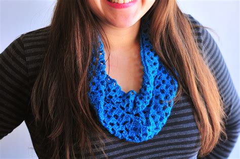 25 Crochet Infinity Scarf Tutorials