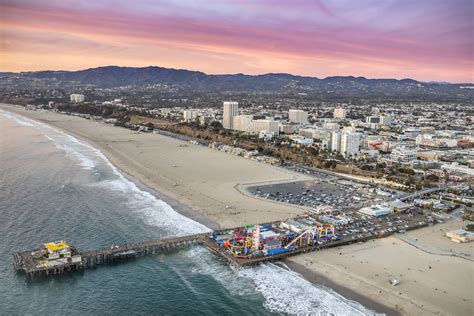 Jul 24, 2021 · you are looking at a live webcam from the santa monica pier. 1221 Ocean Avenue: Luxury Rentals with Santa Monica Pier Views