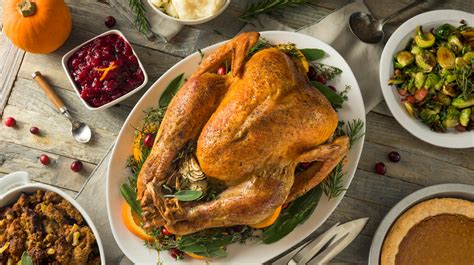 The average cost of thanksgiving dinner. Average Thanksgiving dinner costs a bit less than last year