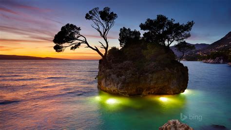 Free Download Brela Beach At Sunset Croatia Hd Bing