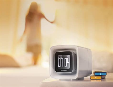 Sensorwake Trio Clock Wakes You Up With Smells Rather Than Alarms