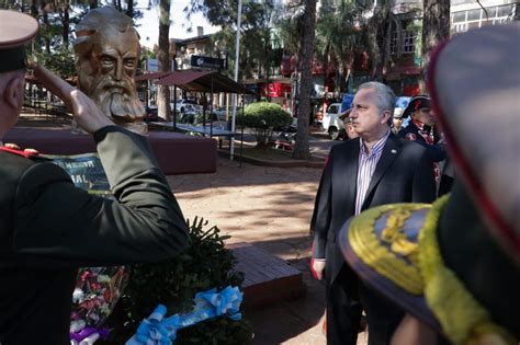 Güemes was born in salta into a wealthy family. Passalacqua rindió homenaje al General Martín Miguel de ...