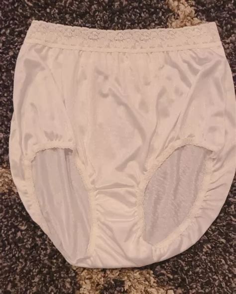 S Vintage Hanes Her Way Captiva Nylon Panties W Tags Size