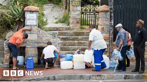 cape town water crisis residents urged to turn off toilet taps bbc news