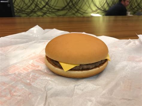 This Perfect Hamburger Bun Oddlysatisfying