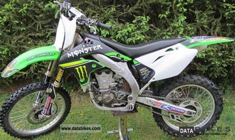 So if u want pure powr performance and style i suggest the kawasaki kfx 450r!!!!! 2008 Kawasaki KXF 450