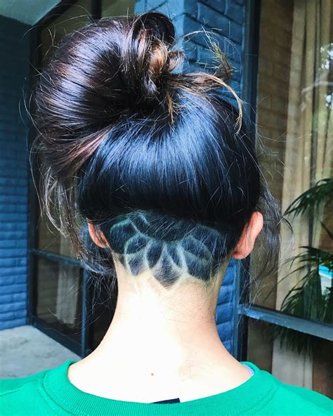Elegant Girl Hairstyle Shaved Back Undercut Hairstyles Shaved