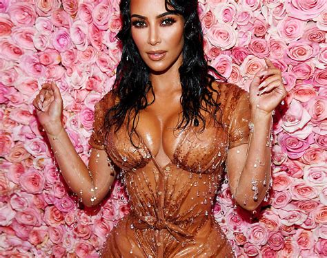 Kim Kardashian Pokaza A Si W Ekstremalnie Dopasowanym Gorsecie Viva Pl