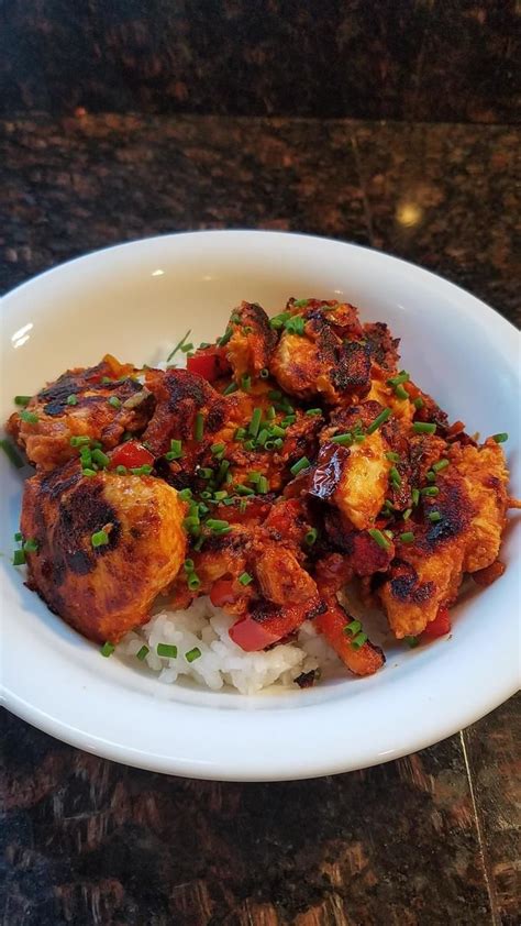Proper chicken tikka masala served at good indian restaurants is made with yoghurt marinated chicken which is then chargrilled so it has that gorgeous smokey flavour. Chicken tikka masala (nontraditional) | Chicken tikka masala, Tikka masala, Food