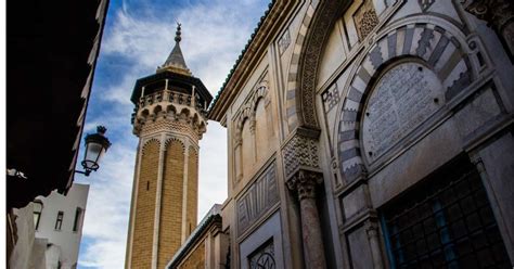 Les Sites Culturels Et Historiques à La Médina De Tunis