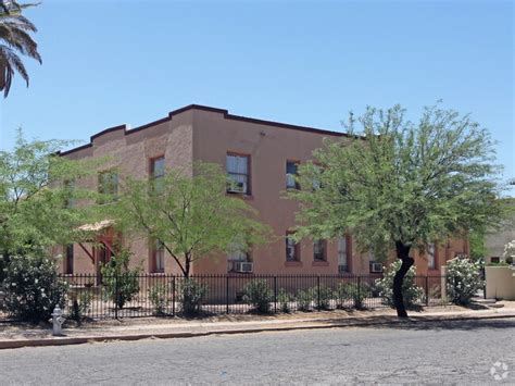 Mariposa Apartments Off Campus Housing Tucson Az Forrentuniversity