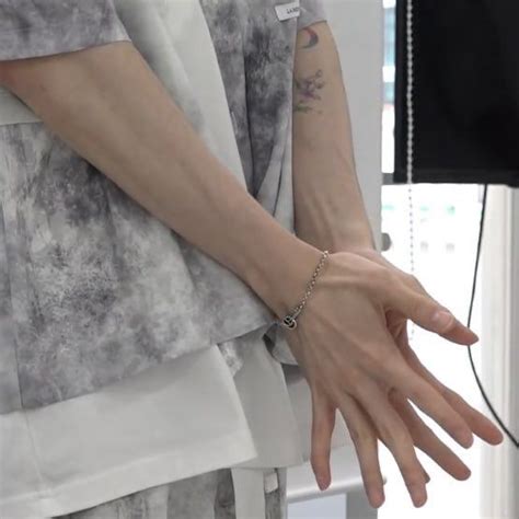 long fingers pretty hands beautiful hands hand reference