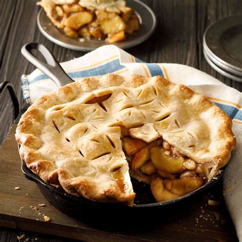Deep Dish Homemade Roasted Apple Pie Recipe Simplot Foods