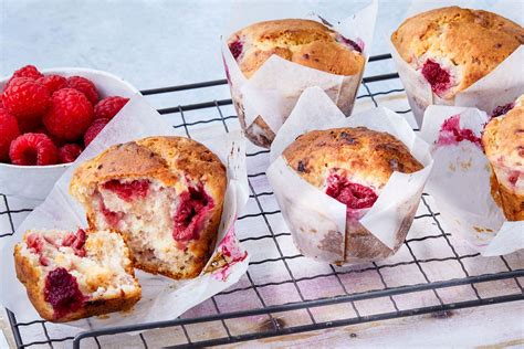 White Chocolate And Raspberry Muffins Recipe