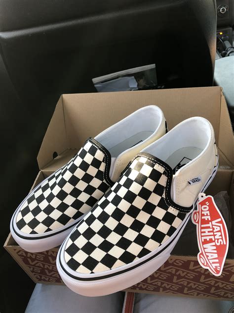 Amazon's choice customers shopped amazon's choice for… black and white checkered vans. Black//White checkered Vans @AshtonBaxter | Vans black ...