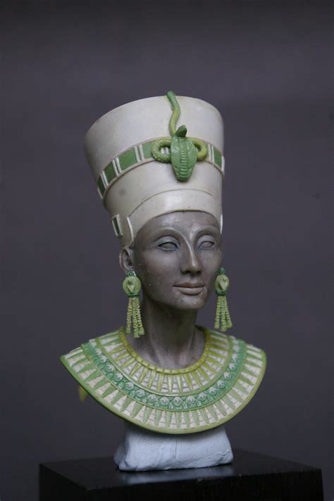 Photo 3 Nefertiti Sculpture Gallery On