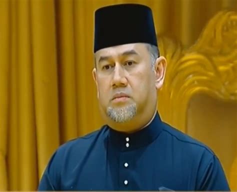 Pulangkan darjah kebesaran johor jika fikir tak layak pakai. WARISAN RAJA & PERMAISURI MELAYU: Agong Berangkat Ke ...