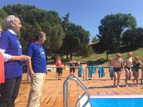 La esclerosis múltiple (em) es una enfermedad autoinmune que hasta el momento no tiene cura. La Comunidad respalda la iniciativa 'Mójate por la ...