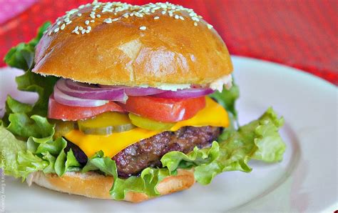 In a medium bowl, use a fork to gently combine beef, mustard, and worcestershire sauce; Homemade Burgers made from 100% Organic Beef - SANDRA'S ...