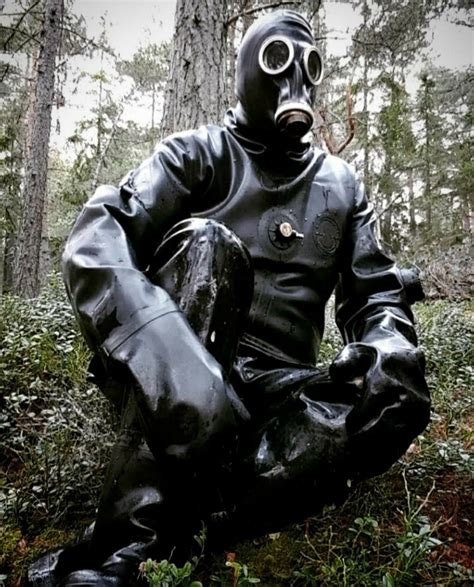 Pin Von R Heavyfrog Auf Diving Suit Gummianzug Leder Outfits Gummistiefel