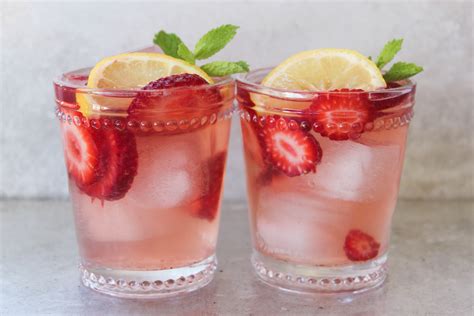 Spiked Strawberry Lemonade Recipe