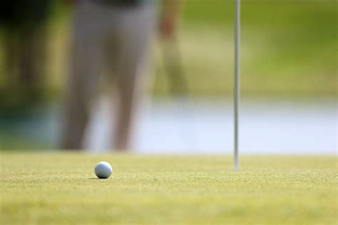 What Does Pin Or Hole High Mean In Golf