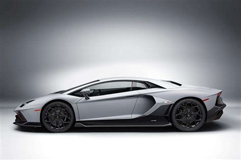 Lamborghini Aventador Signs Out With The Lp 780 4 Ultimae The Supercar Blog