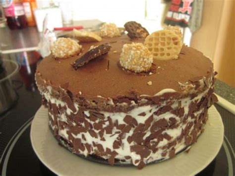 We did not find results for: Stracciatella-Schokoladen-Torte mit Kirschen im Miniformat ...