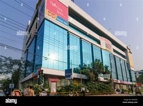 Dhaka Shopping Mall Dhaka Division Bangladesh Stock Photo Alamy
