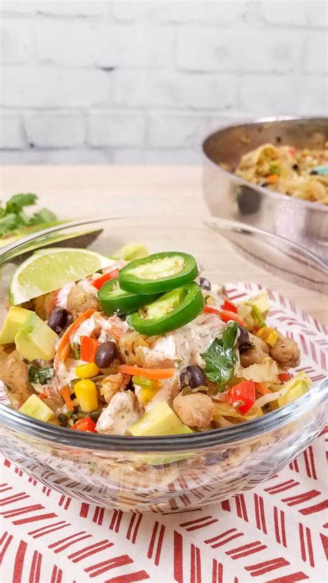 Egg roll in a bowl with only 2 weight watchers smart points. Healthy Southwest Egg Roll in a Bowl {with Chipotle Ranch Dressing} | My Crazy Good Life