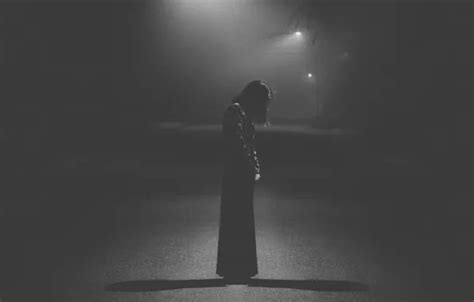 Wallpaper Light Sad Dress Woman Street Loneliness Melancholy